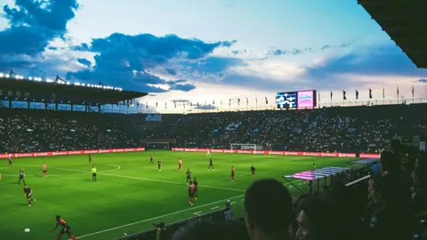 日本女足零封哥斯达黎加，犹本光与藤野青葉建功，青葉刷新最年轻进球者记录